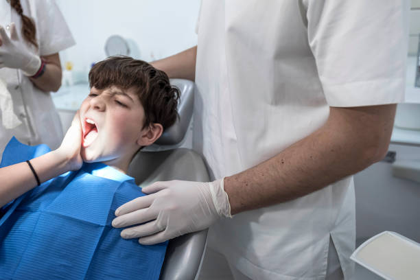 Best Emergency Dental Extractions in Maple Park, IL